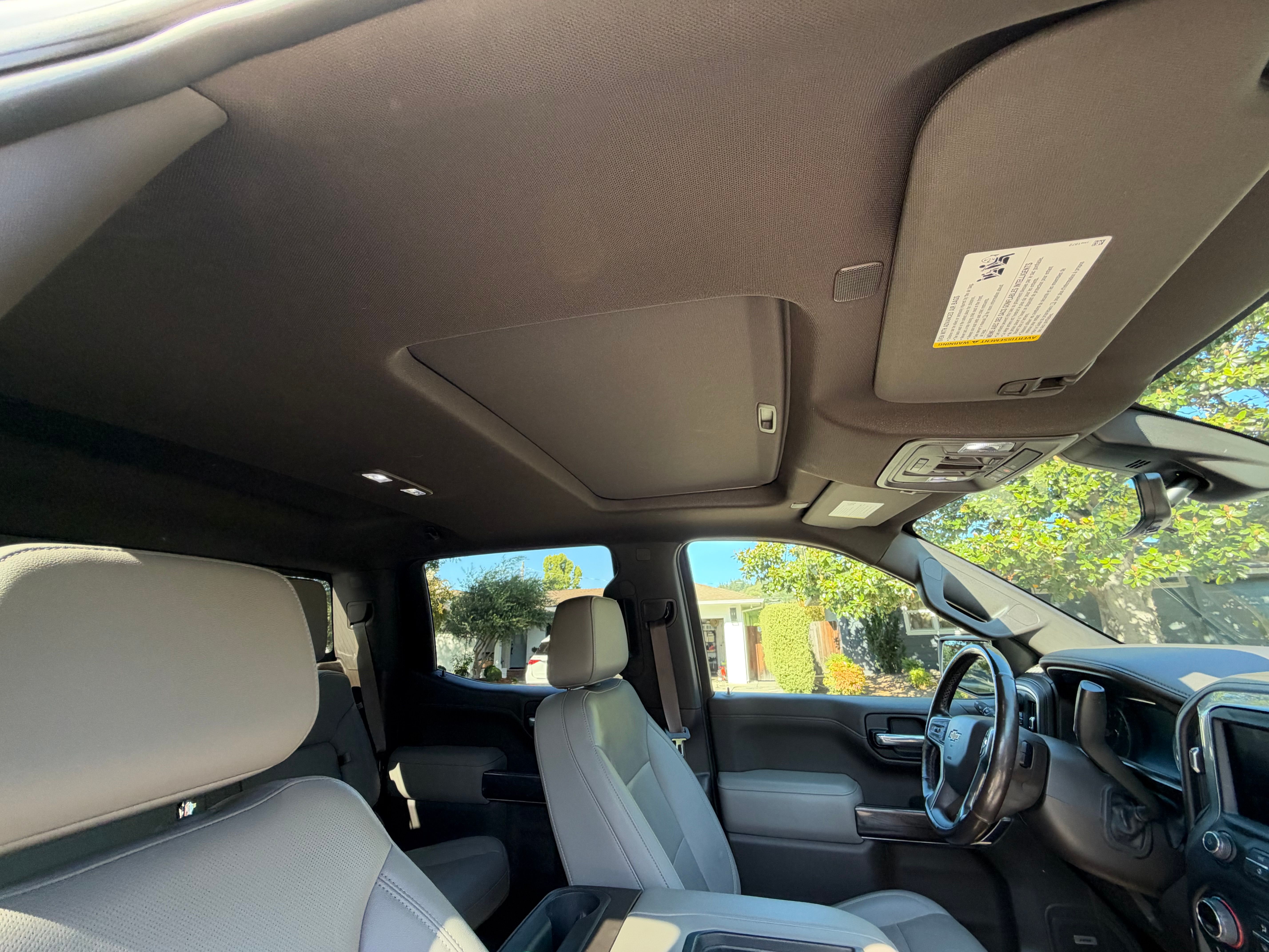 Used 2021 Chevrolet Silverado 1500 LTZ w/ LTZ Premium Package AWD/4WD image 15