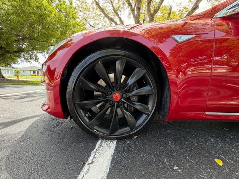 Used 2016 Tesla Model S 75 RWD image 11