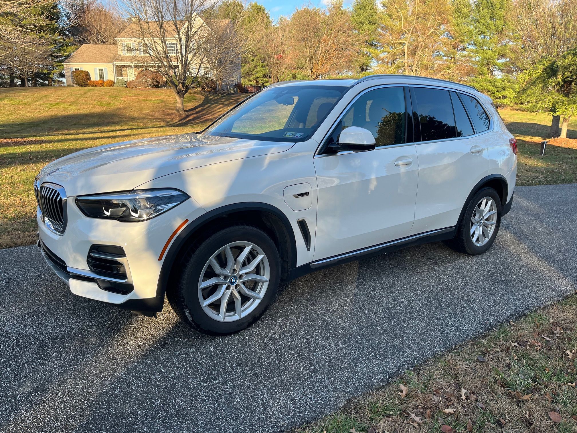 Used 2023 BMW X5 xDrive45e AWD/4WD image 5
