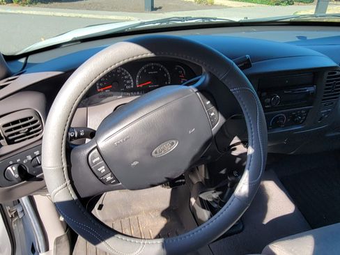 Used 1999 Ford F150 Long Bed image 9