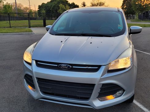 Used 2014 Ford Escape SE FWD image 1
