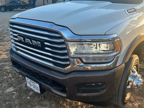Used 2020 RAM 3500 Limited image 19