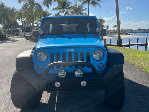 Used 2017 Jeep Wrangler Unlimited Sport image 6