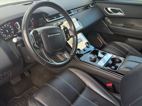 Used 2018 Land Rover Range Rover Velar S image 26