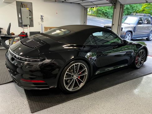 Used 2020 Porsche 911 Carrera 4S image 5