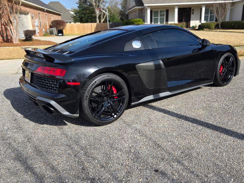 Used 2020 Audi R8 V10 performance image 9