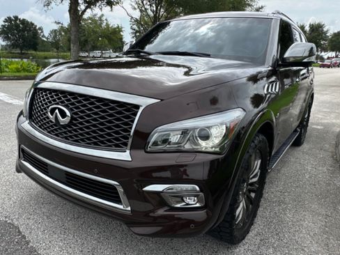 Used 2017 INFINITI QX80 Limited image 2