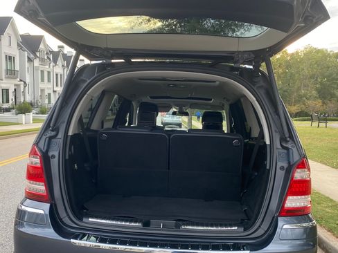 Used 2010 Mercedes-Benz GL 450 4MATIC image 11