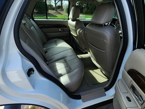 Used 2007 Mercury Grand Marquis LS image 7