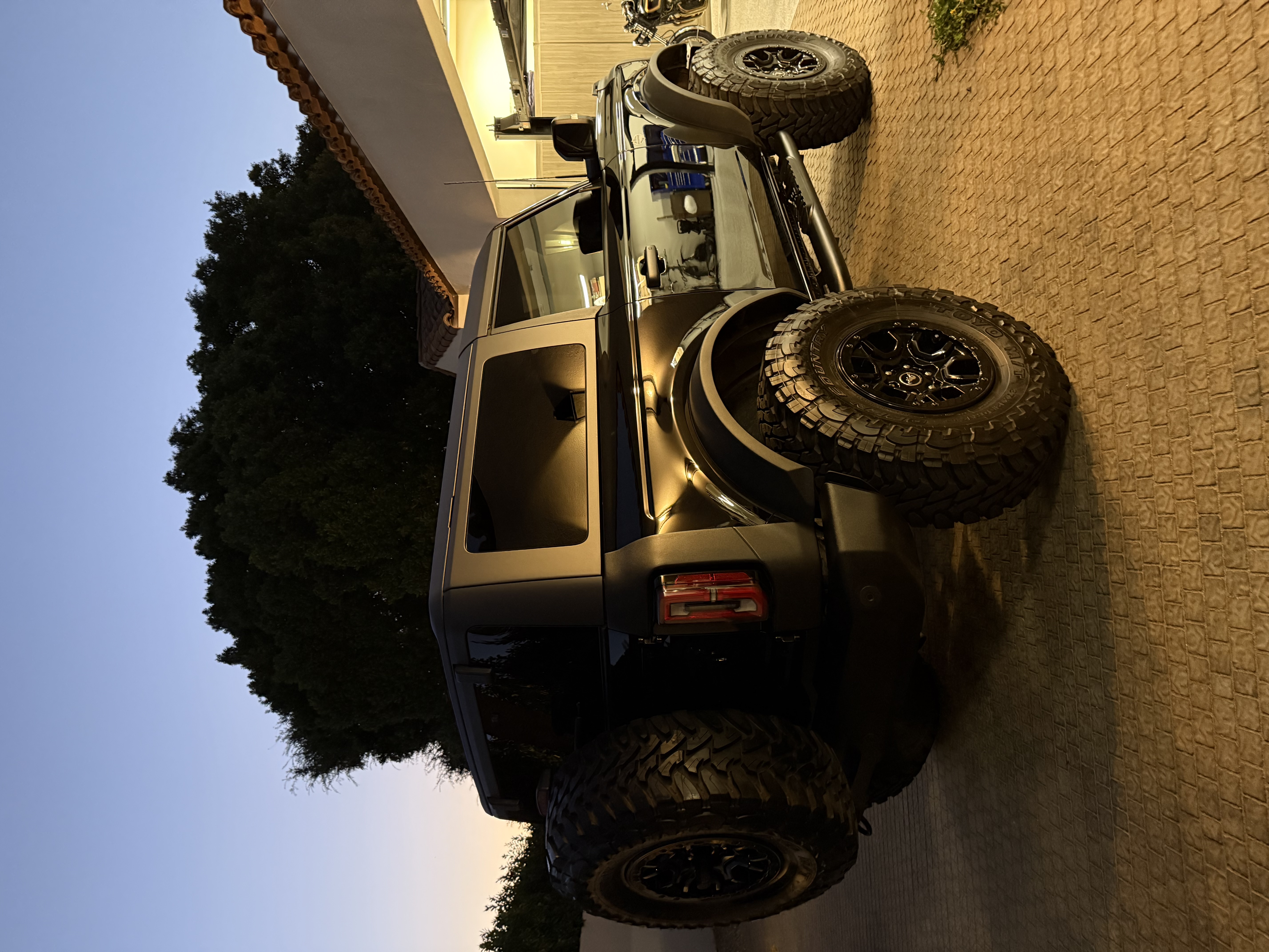 Used 2023 Ford Bronco Wildtrak AWD/4WD image 9
