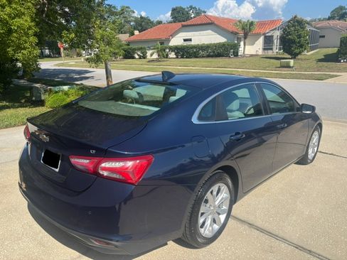 Used 2019 Chevrolet Malibu LT w/ Driver Confidence Package II FWD image 2