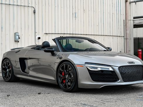 Used 2015 Audi R8 V10 image 4