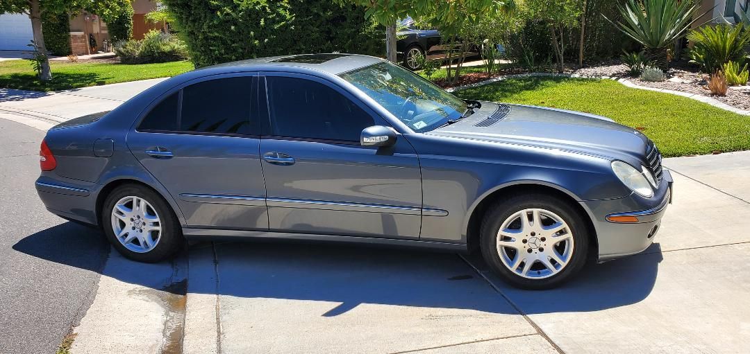 Used 2006 Mercedes-Benz E 350 Sedan image 17
