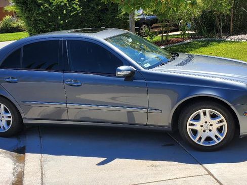 Used 2006 Mercedes-Benz E 350 Sedan image 17