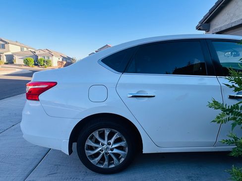 Used 2018 Nissan Sentra SV FWD image 6