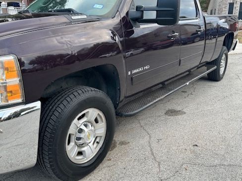 Used 2008 Chevrolet Silverado 3500 LTZ w/ Suspension Package, Off-Road image 8