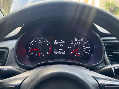 Used 2019 Kia Rio S image 14