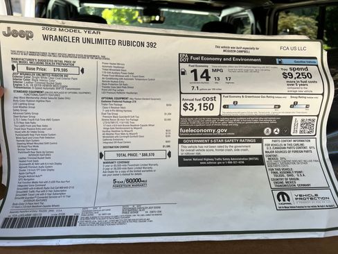 Used 2022 Jeep Wrangler Unlimited Rubicon w/ Xtreme Recon 35" Tire Package AWD/4WD image 16