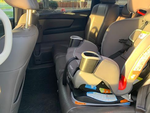 Used 2012 Honda Odyssey Touring Elite image 5