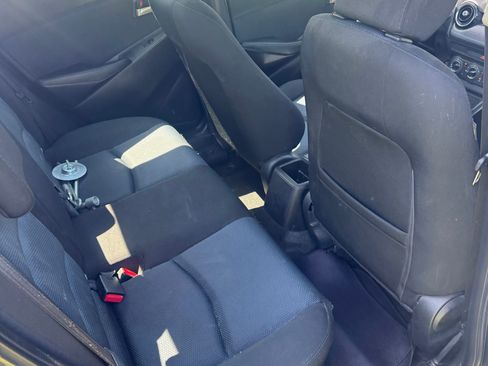 Used 2018 Toyota Yaris iA FWD image 12