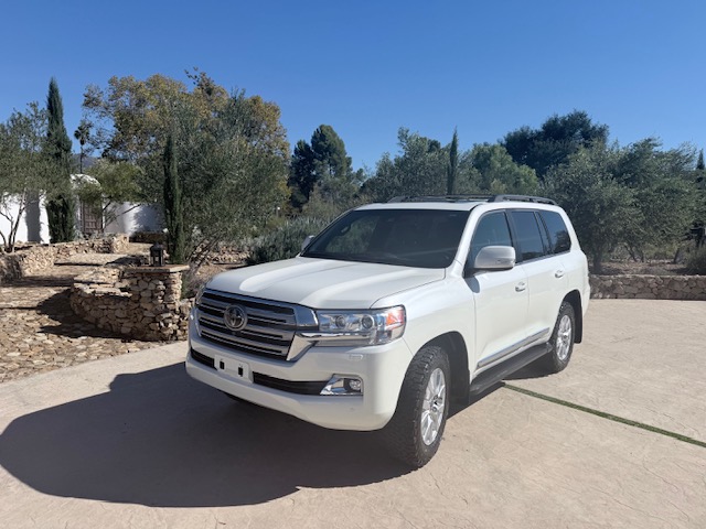 Used 2017 Toyota Land Cruiser AWD/4WD image 5