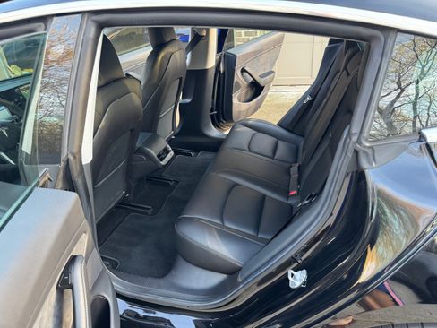 Used 2019 Tesla Model 3 Long Range image 22