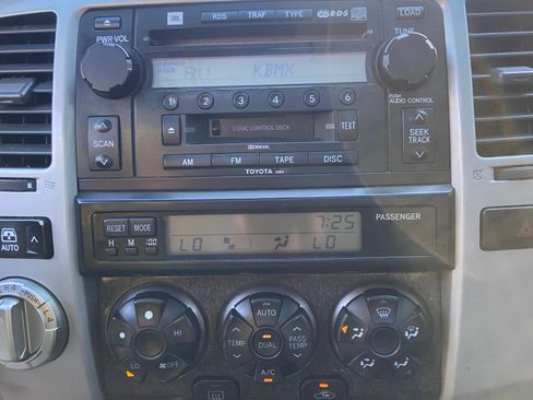 Used 2003 Toyota 4Runner Limited image 15