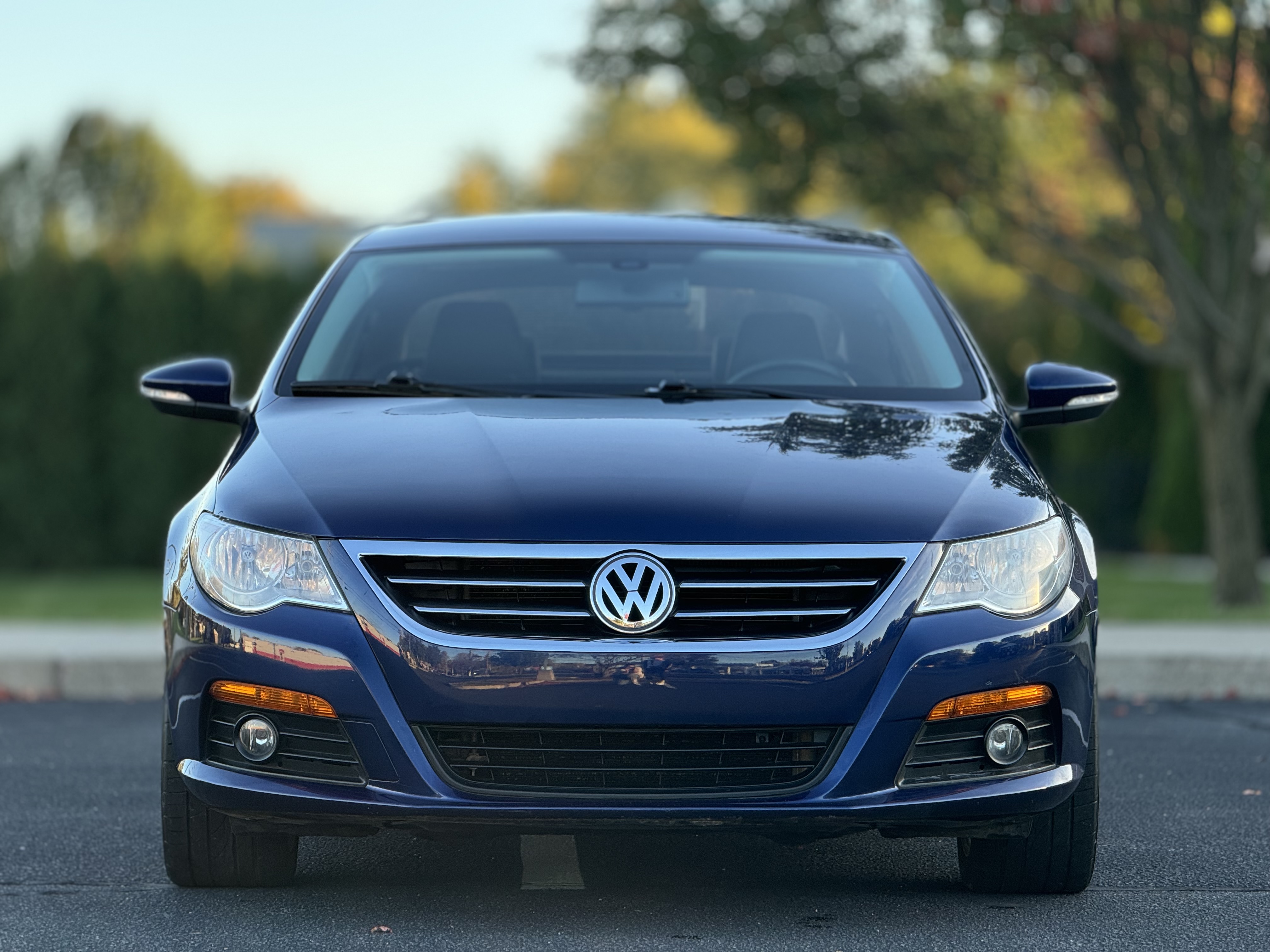 Used 2010 Volkswagen CC Sport FWD image 4