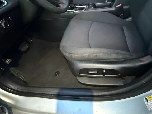 Used 2018 Chevrolet Cruze LT w/ LT Fleet Convenience Package image 13