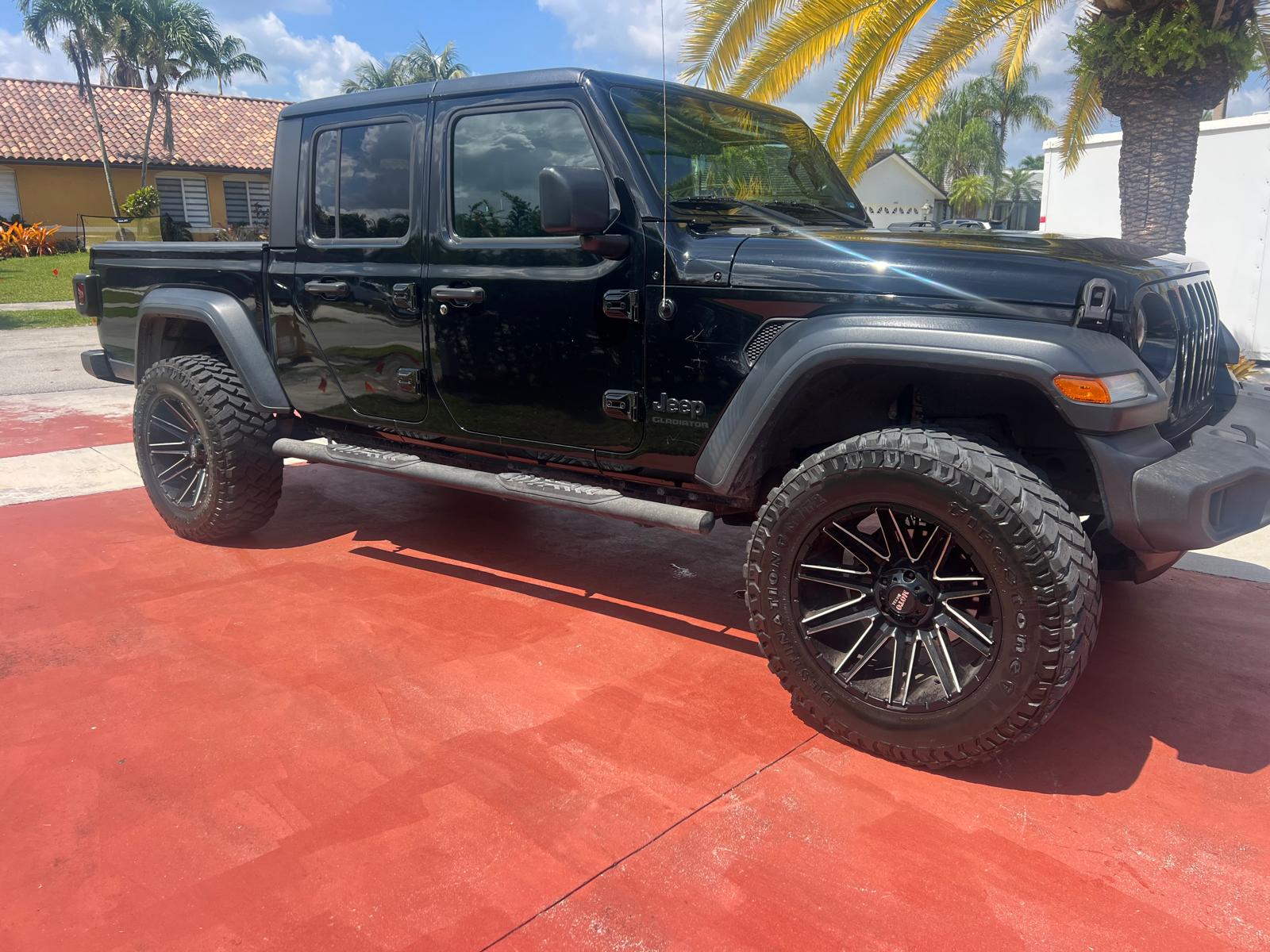 Used 2020 Jeep Gladiator Sport w/ Quick Order Package 24S AWD/4WD image 4