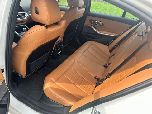 Used 2021 BMW 330i xDrive Sedan w/ Premium Package image 8