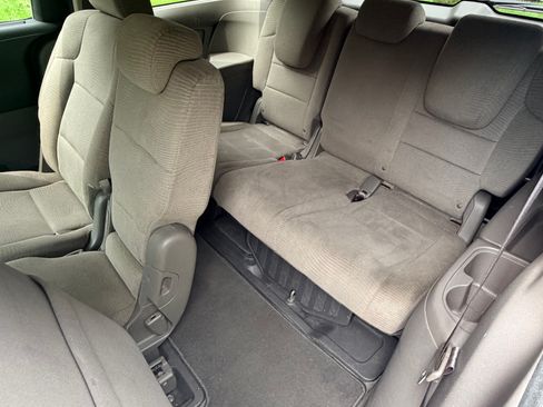 Used 2011 Honda Odyssey EX image 12