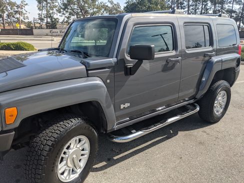 Used 2008 HUMMER H3 x Sport Utility 4D image 6