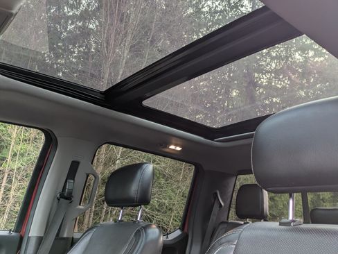 Used 2017 Ford F250 Lariat w/ Lariat Ultimate Package image 15