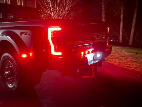 Used 2017 Ford F450 Platinum w/ Platinum Ultimate Package image 17