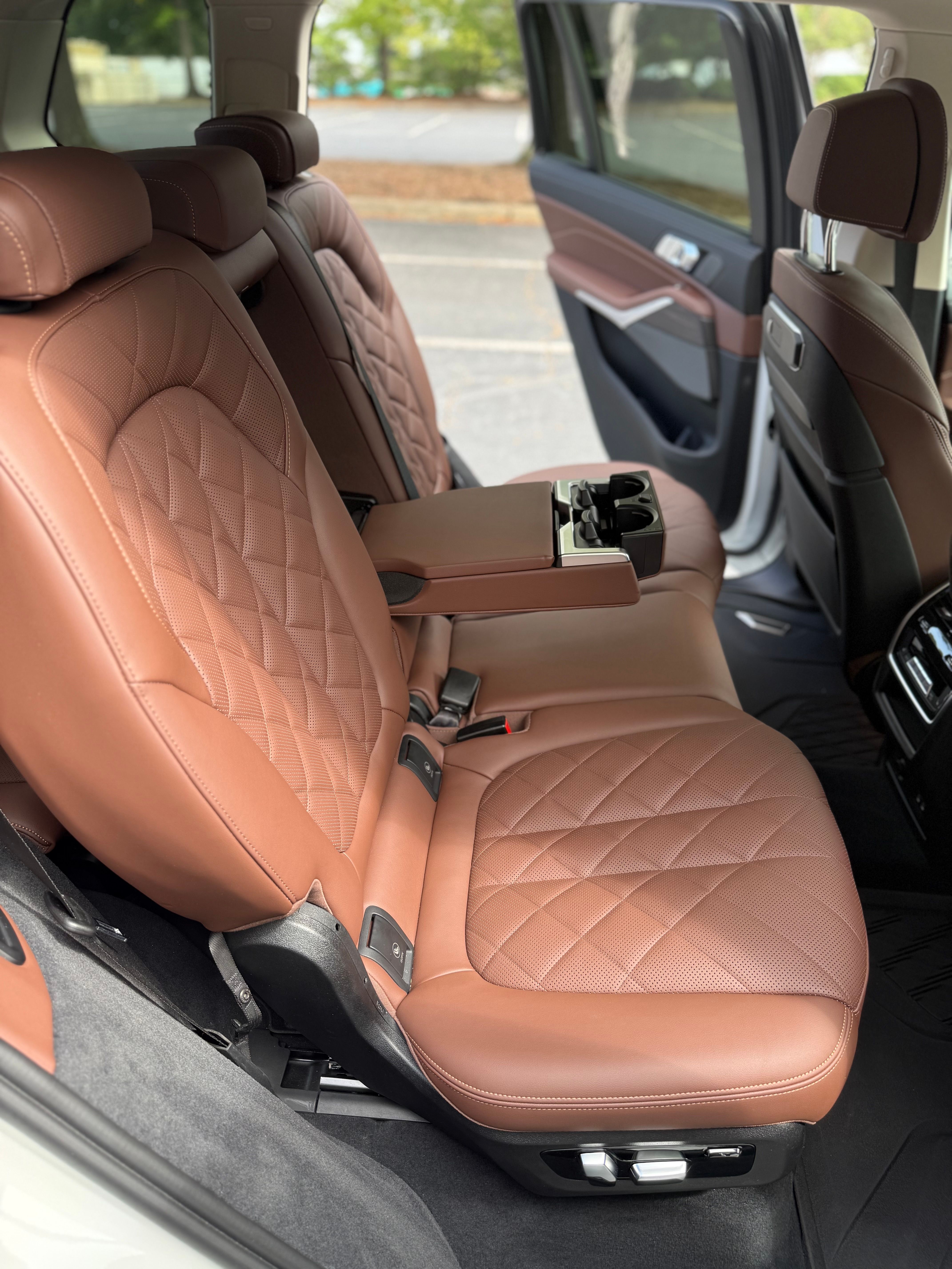 Used 2023 BMW X7 xDrive40i w/ Executive Package AWD/4WD image 24