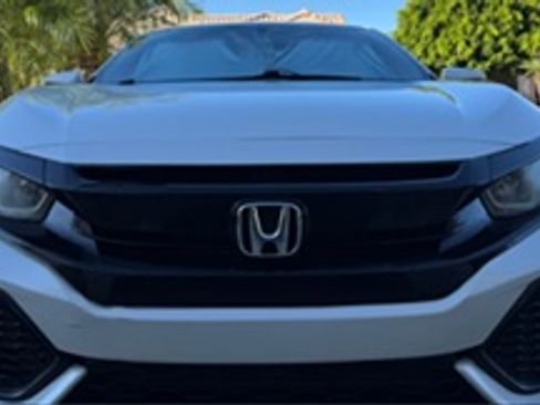Used 2018 Honda Civic LX image 1