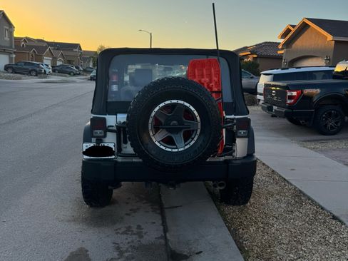 Used 2010 Jeep Wrangler Sport image 5