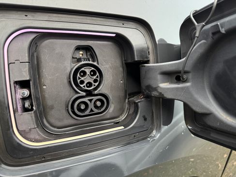 Used 2015 BMW i3 w/ Range Extender image 27