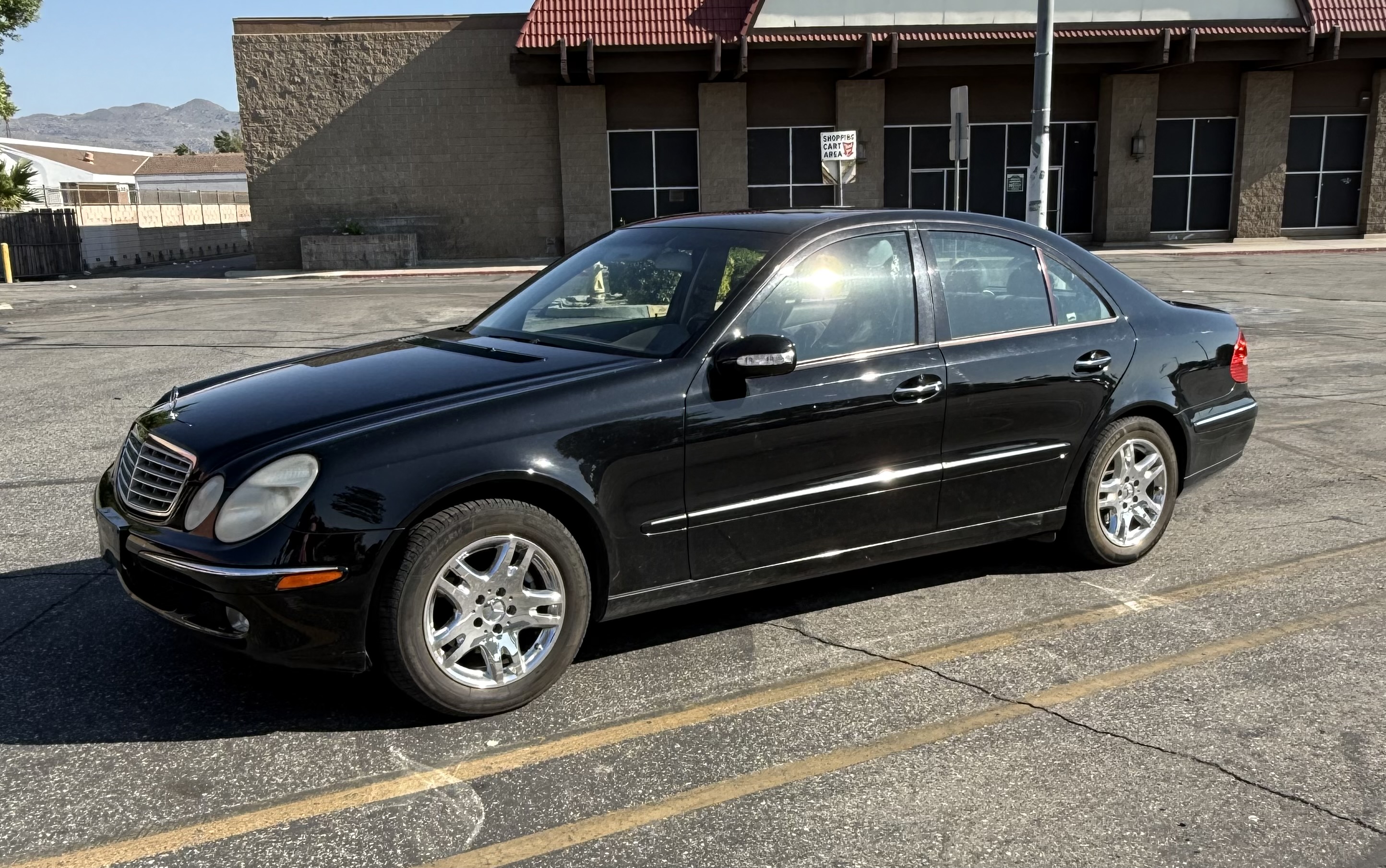Used 2003 Mercedes-Benz E 320 Sedan image 19