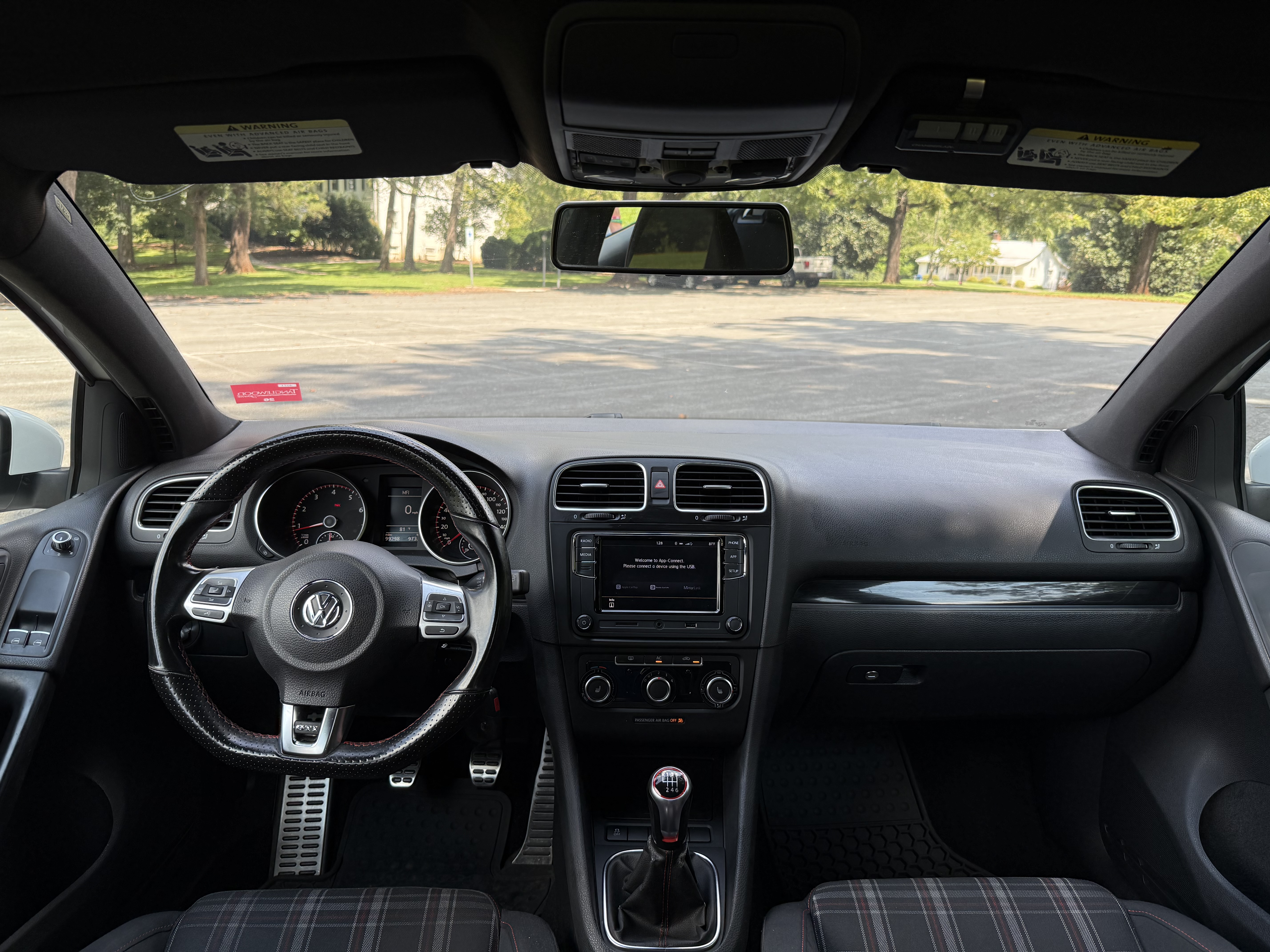 Used 2012 Volkswagen GTI 2-Door FWD image 9