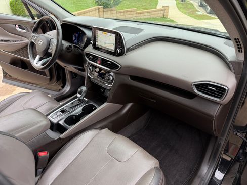 Used 2019 Hyundai Santa Fe FWD image 22