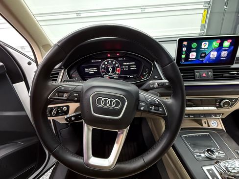 Used 2018 Audi Q5 Prestige w/ Prestige Package image 14