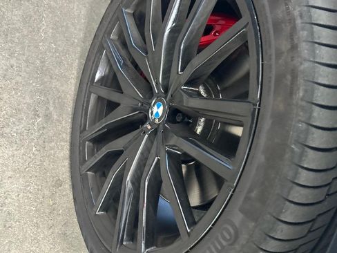 Used 2022 BMW X5 M50i w/ Premium Package AWD/4WD image 17