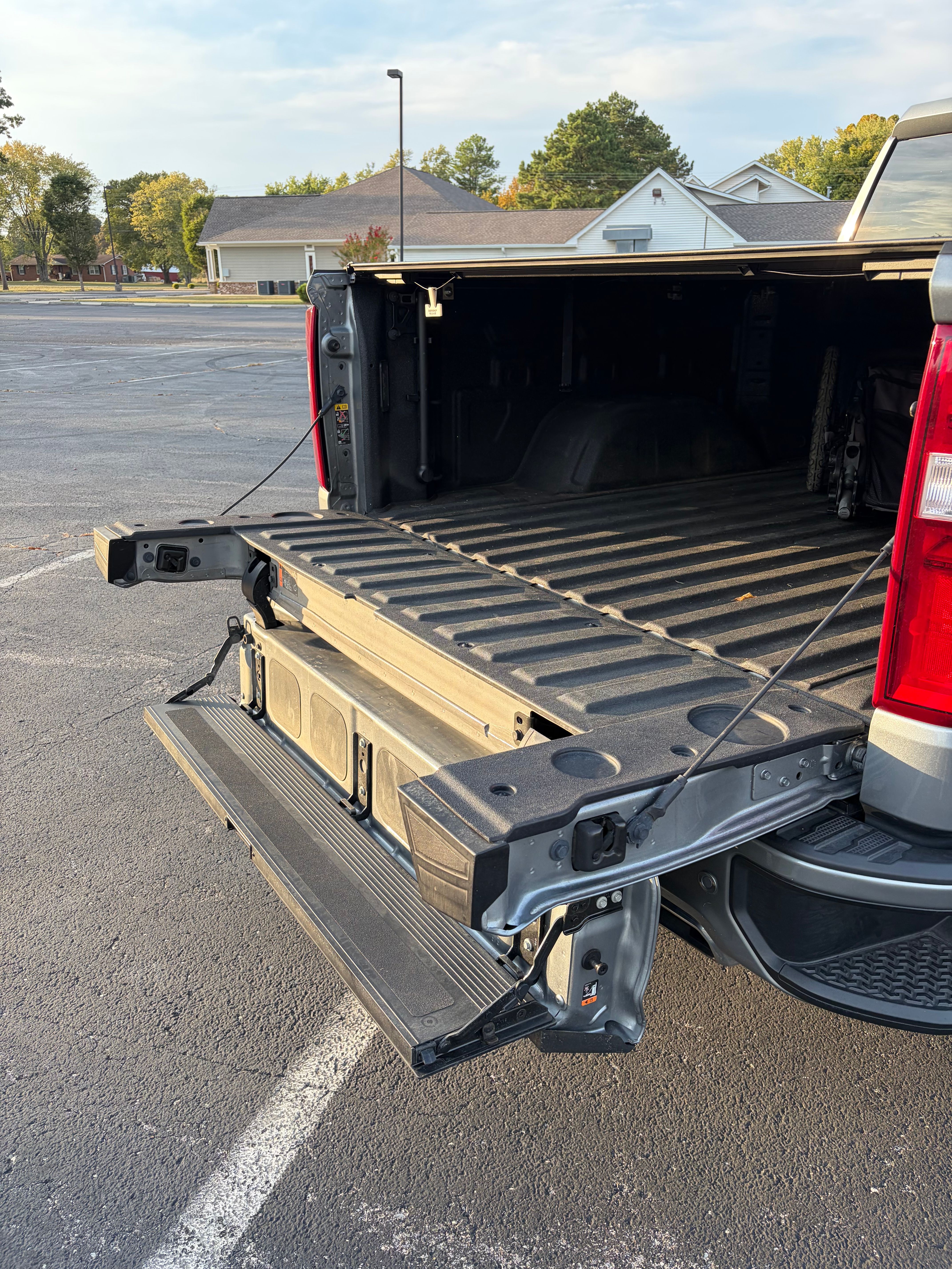 Used 2024 Chevrolet Silverado 1500 High Country w/ High Country Premium Package AWD/4WD image 10