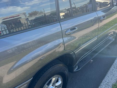 Used 2002 Toyota Land Cruiser image 5