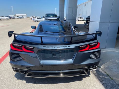 Used 2020 Chevrolet Corvette Stingray Preferred Cpe w/ 2LT Preferred Equipment Group image 2