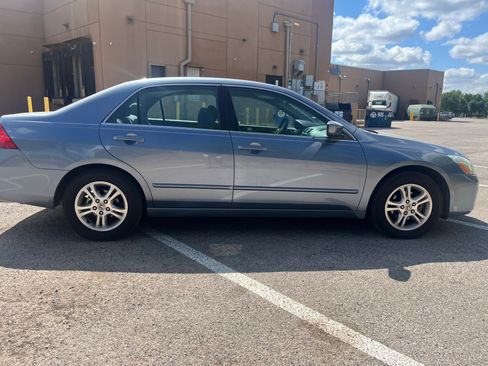 Used 2007 Honda Accord SE image 2
