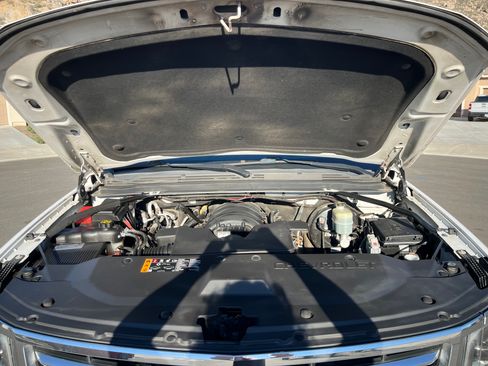 Used 2020 Chevrolet Tahoe LS image 19