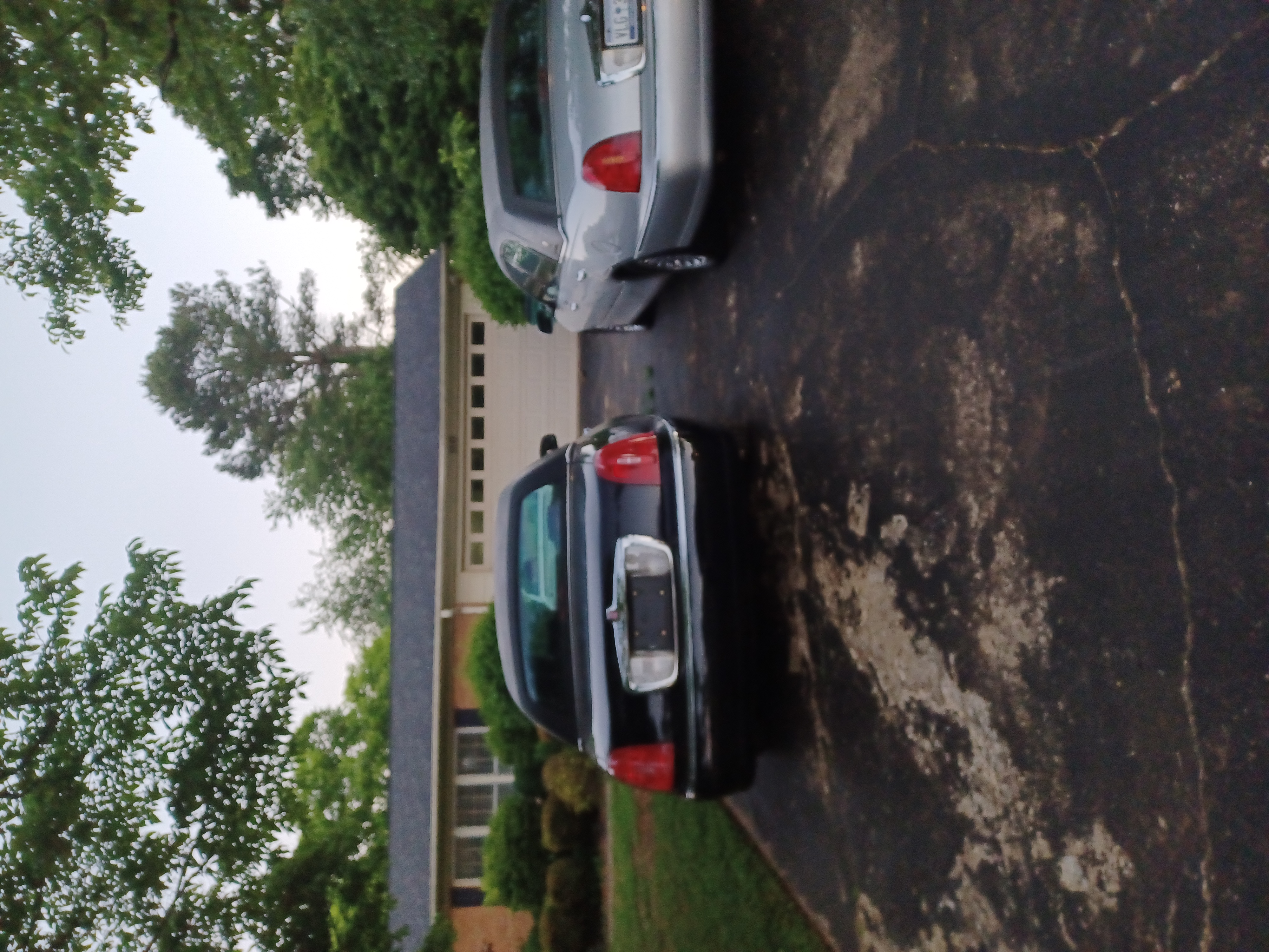 Used 1998 Lincoln Town Car Executive RWD image 4
